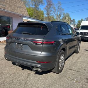 PORSCHE CAYENNE - 8