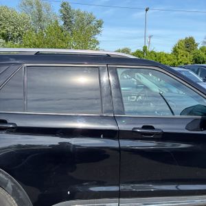 FORD EXPLORER LIMITED - 10