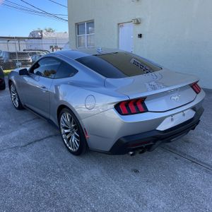 FORD MUSTANG ECOBOOST PREMIUM - 5