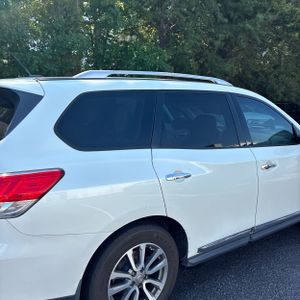 2015 Nissan PATHFINDER SL 照片 9