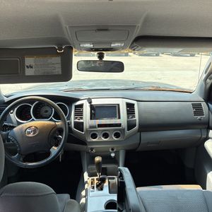 صورة مصغرة 36 لـ 2007 Toyota TACOMA PRERUNNER V6
