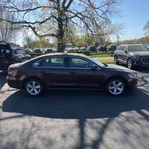 VOLKSWAGEN PASSAT SE PZEV - 10