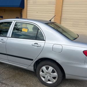 Toyota Corolla CE - 6