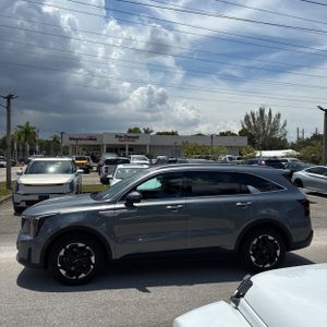 2025 KIA SORENTO S 照片 3