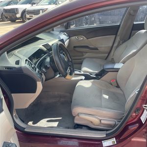 صورة مصغرة 32 لـ 2012 Honda CIVIC LX