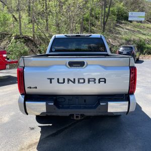 TOYOTA TUNDRA - 7