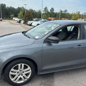 صورة 2 لـ 2015 Volkswagen JETTA S