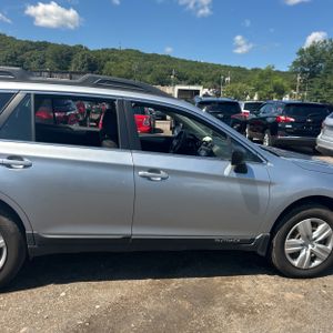 2015 Subaru OUTBACK 2.5I — миниатюра 11