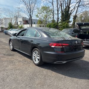 VOLKSWAGEN PASSAT SE - 6