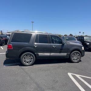 صورة 10 لـ 2007 Lincoln NAVIGATOR ULTIMATE