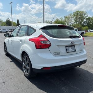 FORD FOCUS SE - 5