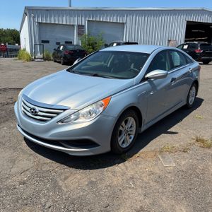 صورة 1 لـ 2014 Hyundai SONATA GLS