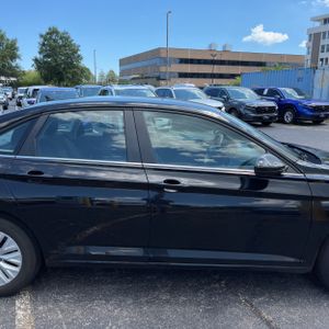 صورة مصغرة 11 لـ 2019 Volkswagen JETTA S