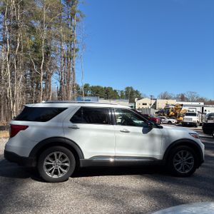 FORD EXPLORER LIMITED - 10