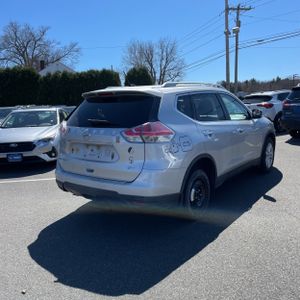 NISSAN ROGUE SV - 8