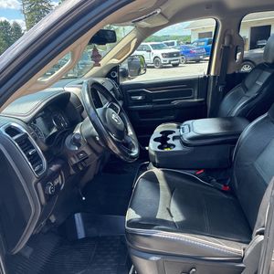2022 RAM 2500 LARAMIE thumbnail 32