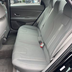 صورة مصغرة 33 لـ 2023 Hyundai ELANTRA SEL