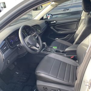 صورة مصغرة 32 لـ 2022 Volkswagen JETTA SE