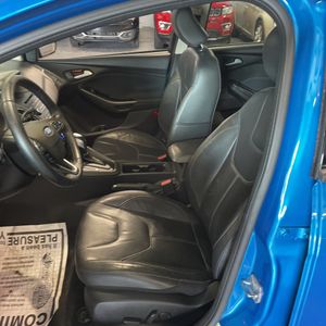 صورة مصغرة 31 لـ 2015 FORD FOCUS SE