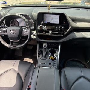 2024 Toyota HIGHLANDER XLE thumbnail 38