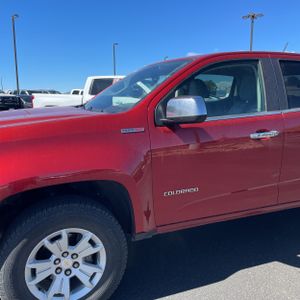 CHEVROLET COLORADO - 2