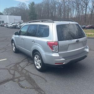 SUBARU FORESTER X PREMIUM - 5