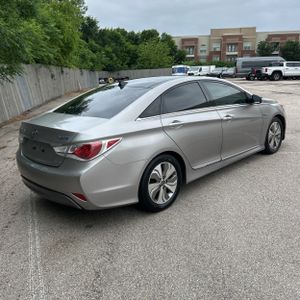 HYUNDAI SONATA HYBRID LIMITED - 8