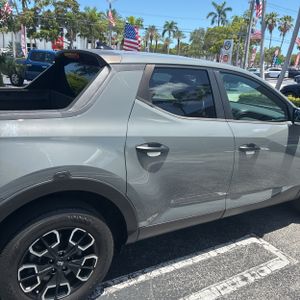 صورة 9 لـ 2022 Hyundai SANTA CRUZ SEL