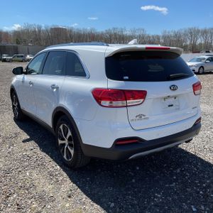 KIA SORENTO EX V6 - 5