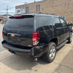 CHEVROLET TAHOE LS - 8