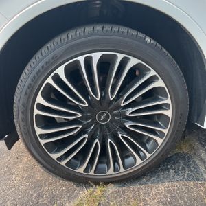 صورة مصغرة 17 لـ 2025 Lincoln AVIATOR BLACK LABEL