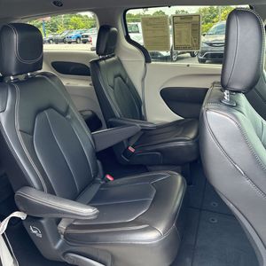 2024 Chrysler PACIFICA TOURING L — миниатюра 35
