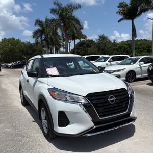 2025 Nissan KICKS PLAY S 缩略图 12