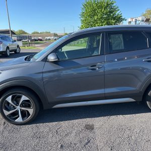 HYUNDAI TUCSON SPORT - 4