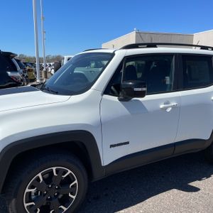 JEEP RENEGADE UPLAND - 2