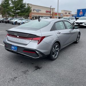 HYUNDAI ELANTRA SEL SPORT - 8
