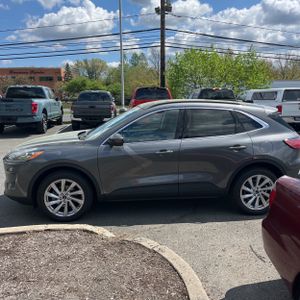 FORD ESCAPE TITANIUM - 3