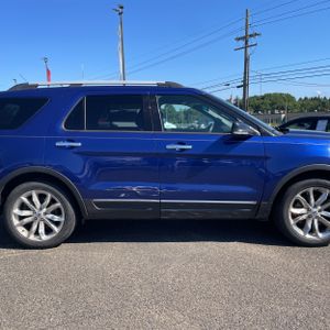صورة مصغرة 11 لـ 2015 FORD EXPLORER XLT