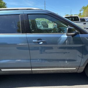 FORD EXPLORER XLT - 9