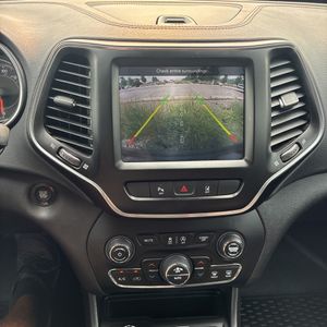 2021 JEEP CHEROKEE LATITUDE LUX thumbnail 38