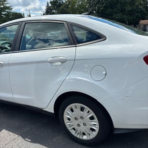 2015 FORD FIESTA S — фото 6