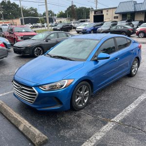 2018 Hyundai ELANTRA SEL 照片 1