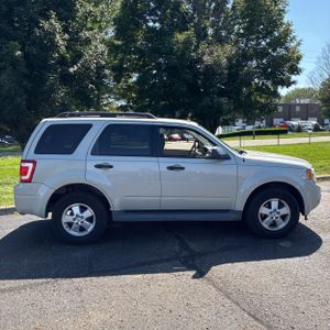 2009 FORD ESCAPE XLT photo 10