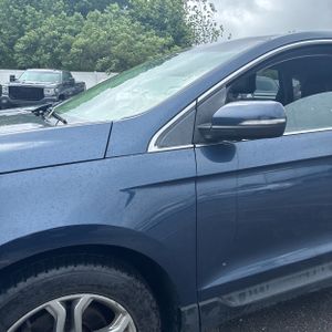 FORD EDGE TITANIUM - 2