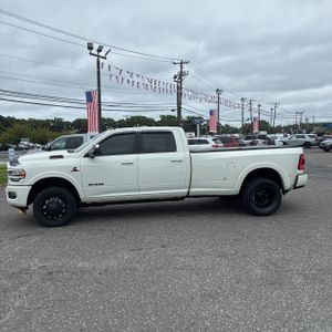 2020 RAM 3500 LARAMIE 照片 3
