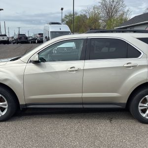 CHEVROLET EQUINOX LT - 4