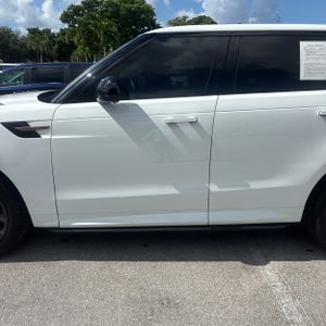 صورة 4 لـ 2023 LAND Rover RANGE ROVER SPORT P400 DYNAMIC SE