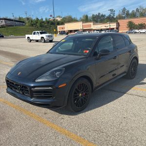 PORSCHE CAYENNE GTS - 1