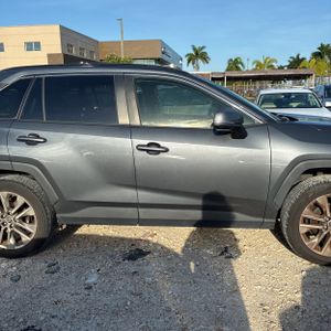 2019 Toyota RAV4 XLE PREMIUM 照片 9