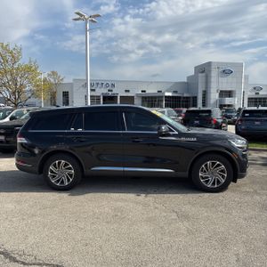 LINCOLN AVIATOR LIVERY - 10